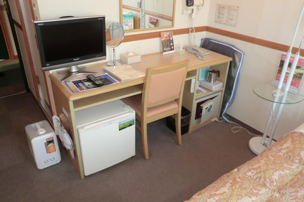 Toyoko Inn Sasebo Ekimae Kültér fotó